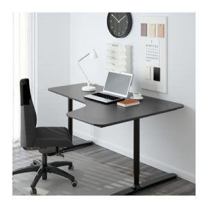 コーナーデスク